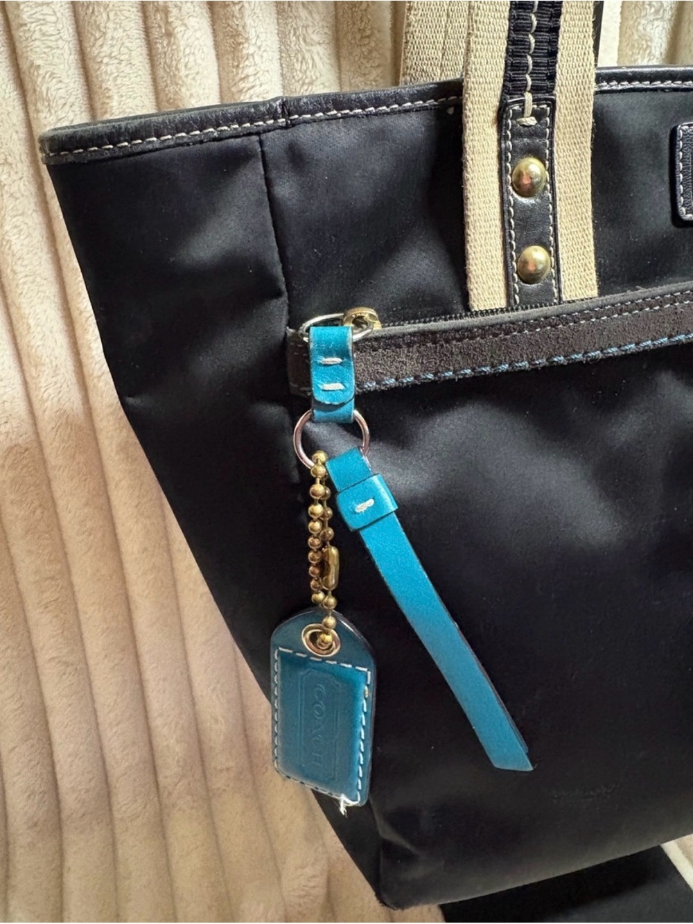 Vintage Coach Hampton Black Nylon Tote Bag M05K-130 - Teal Accents - Picture 4 of 16